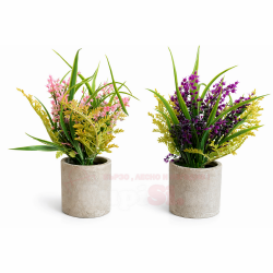 Кашпа с изкуствен букет