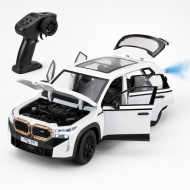 Метален автомобил BMW XM 1:24 с радиоконтрол