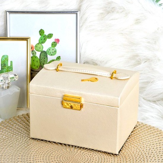 Сатенена Кутия за Бижута BEAUTYLUSHH