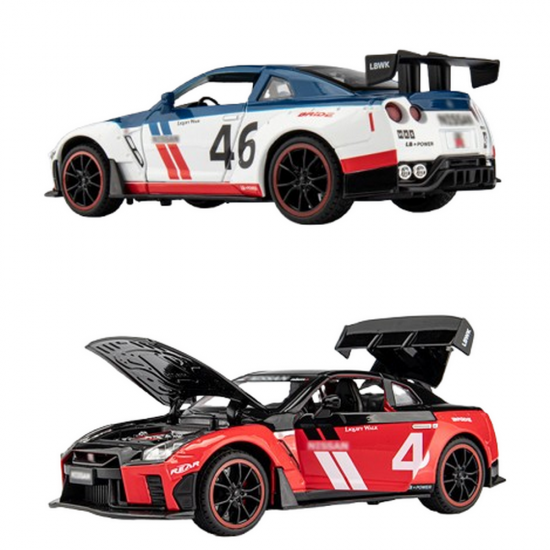 Метална кола Nissan GTR