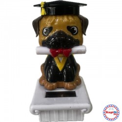 Соларна фигурка куче с диплома