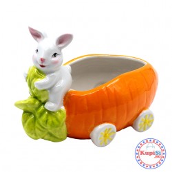 Великденска купа морков и зайче