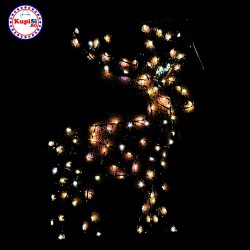 Светещ метален елен