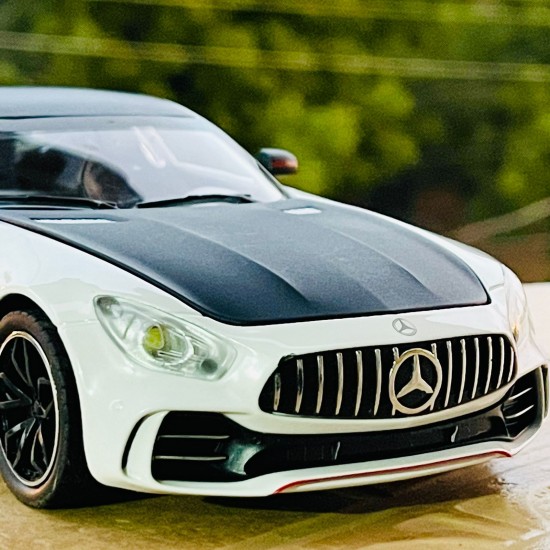 Метална кола Mercedes GTR, 1:24, 3 цвята