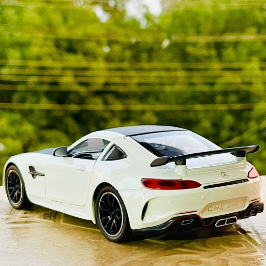 Метална кола Mercedes GTR, 1:24, 3 цвята