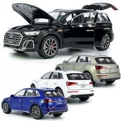Метална кола AUDI Q5, 1:24, 4 цвята