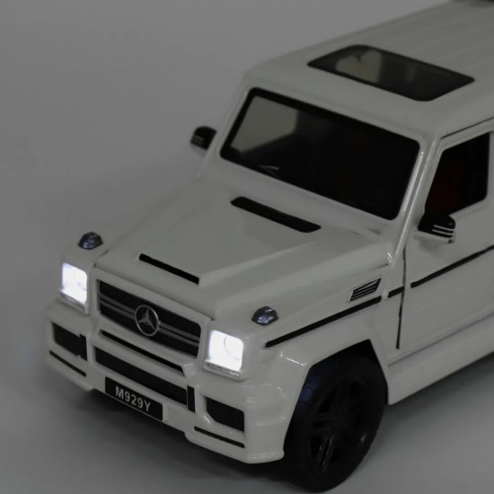 Метална кола Mercedes G-Class 1:24, Бяла