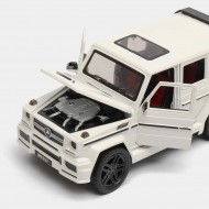 Метална кола Mercedes G-Class 1:24, Бяла