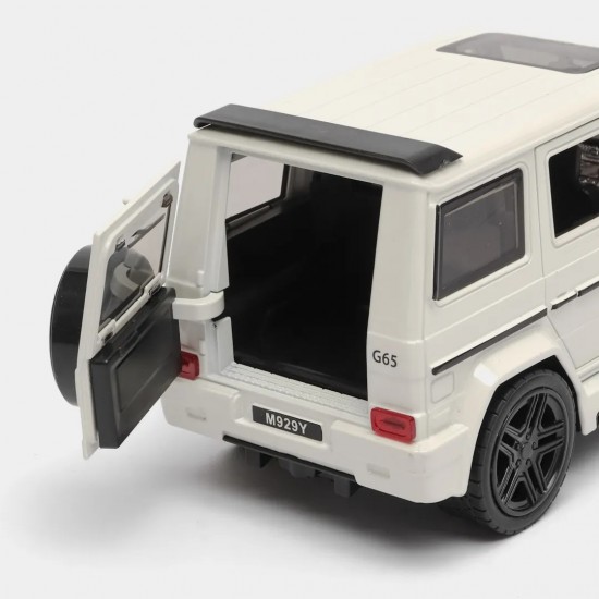Метална кола Mercedes G-Class 1:24, Бяла