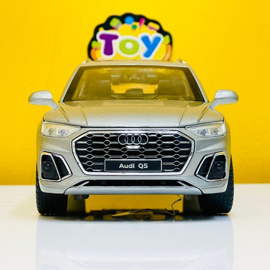 Метална кола AUDI Q5, 1:24, 4 цвята