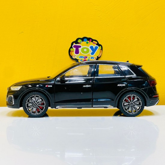 Метална кола AUDI Q5, 1:24, 4 цвята