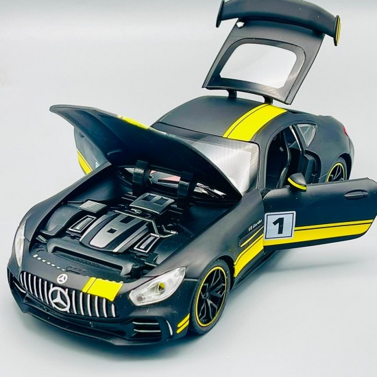 Метална кола Mercedes GTR, 1:24, 3 цвята