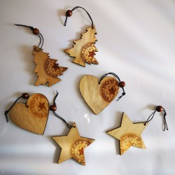 Дървени Коледни фигурки за закачане 6 броя