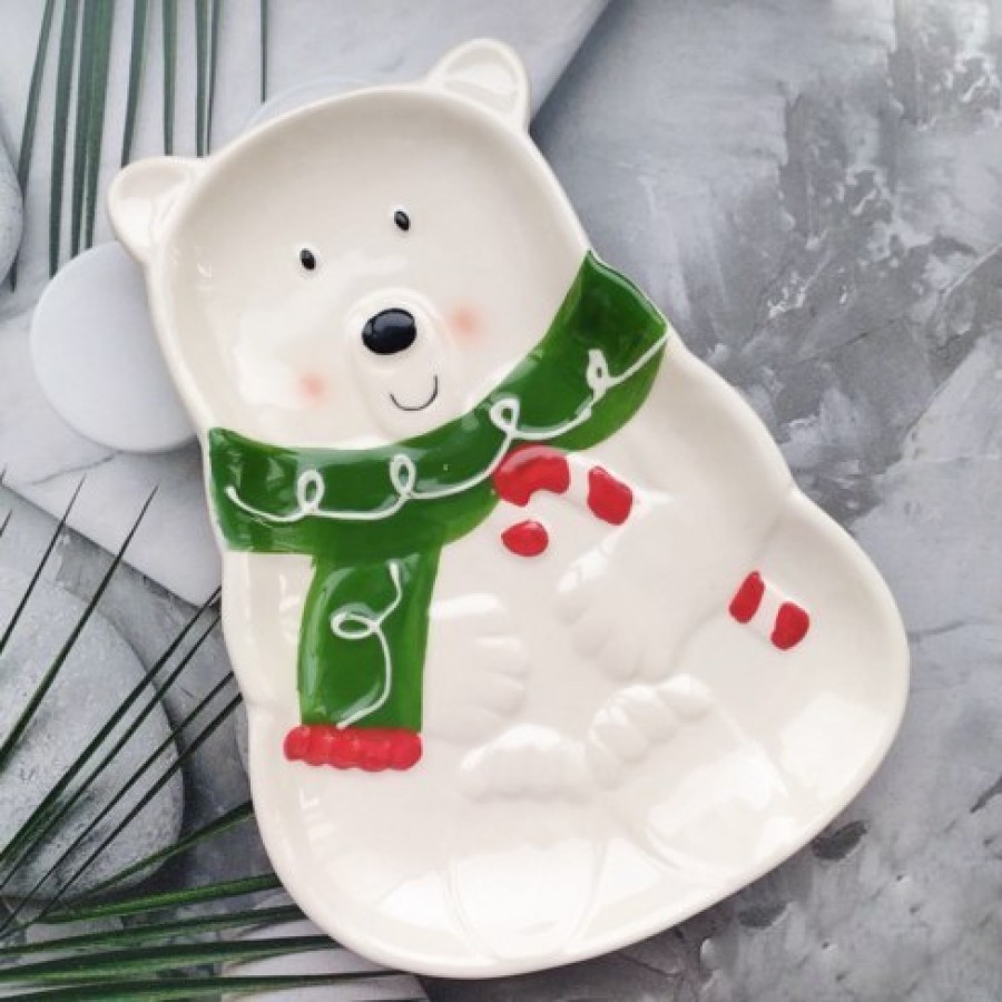 Коледна чиния с бяла мечка