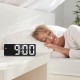 Светещ LED часовник с бели цифри Светещ LED часовник с бели цифри