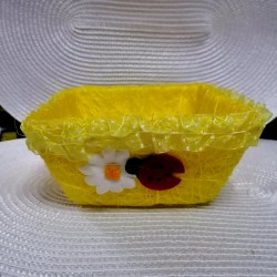 Жълт Великденски панер