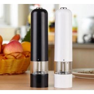 Електрическа мелничка за черен пипер