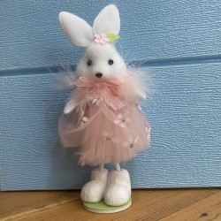 Великденски заек от естествени материали