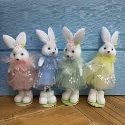 Великденски заек от естествени материали