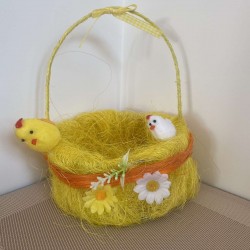 Жълта Великденска кошница