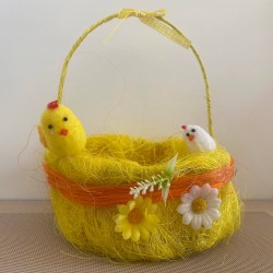 Жълта Великденска кошница