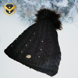 Дамска плетена шапка - черна