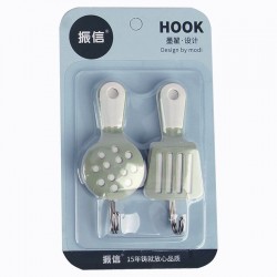 2 броя лепящи кухненски закачалки