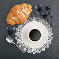 Сива подложка за сервиране - Цвете