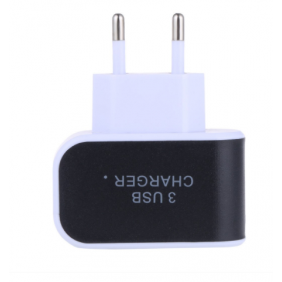 Адаптер за зареждане с 3 USB порта Адаптер за зареждане с 3 USB порта