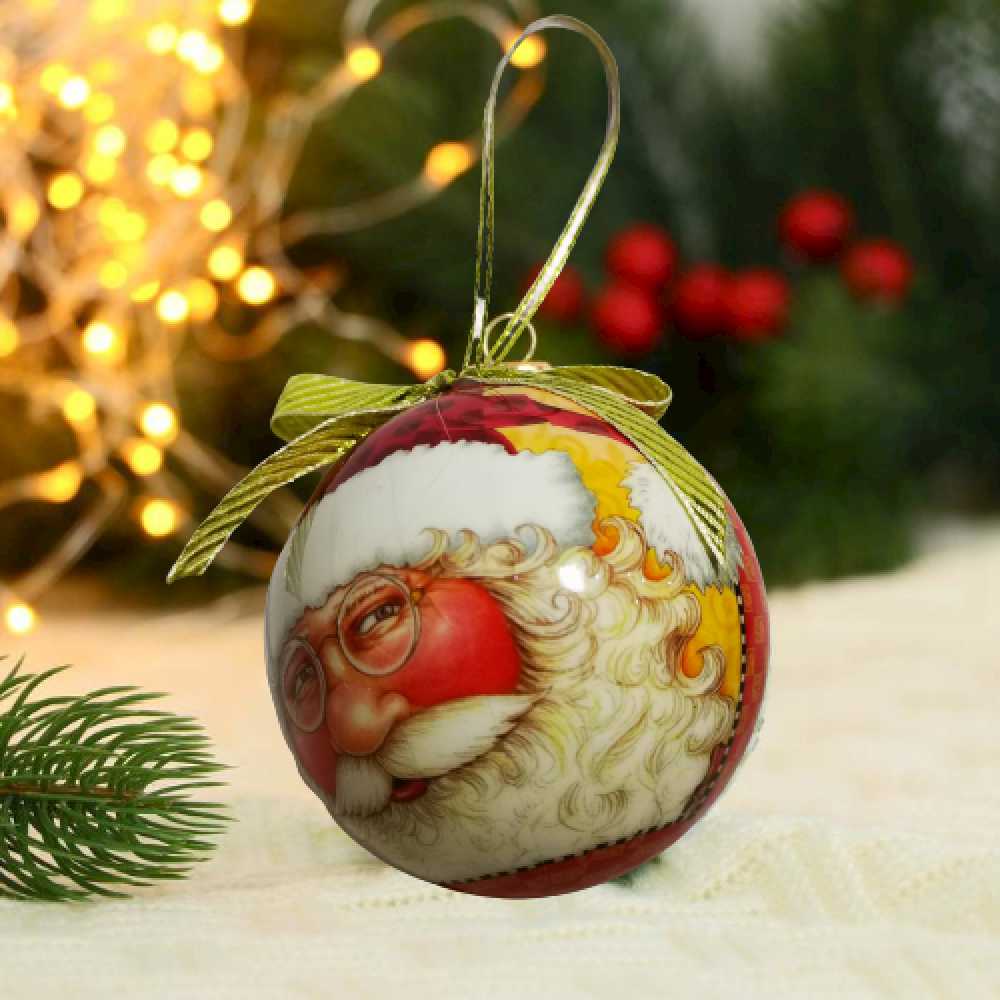 Красива Коледна топка с Дядо Коледа