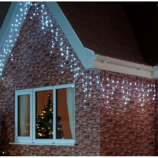 LED Гирлянд / Ресни - Студено бял цвят LED Гирлянд / Ресни - Студено бял цвят