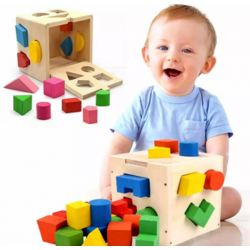 Дървен сортер с геометрични фигури