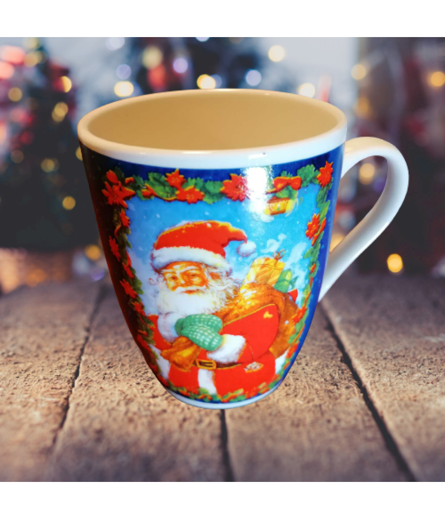Порцеланова Коледена чашаа Дядо Коледа с шейна