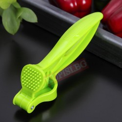 Пластмасова преса за чесън