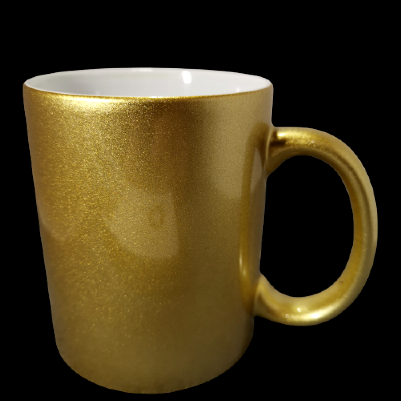 Златна порцеланова чаша
