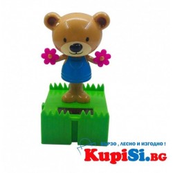 Соларна клатеща се фигурка - Мече с цвете