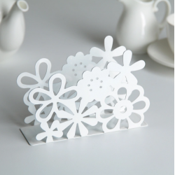 Метален салфетник с Цветя