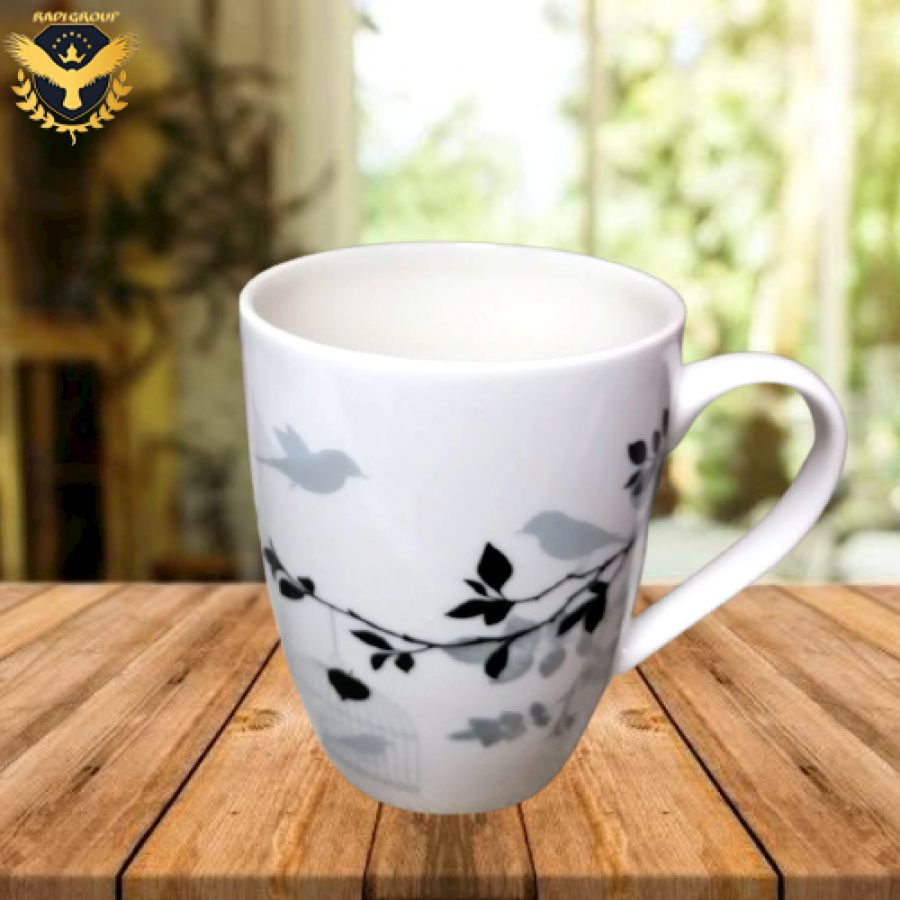 Порцеланова чаша за кафе или чай "Клонче с птички"