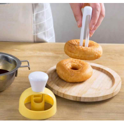 Комплект за приготвяне на понички с щипка