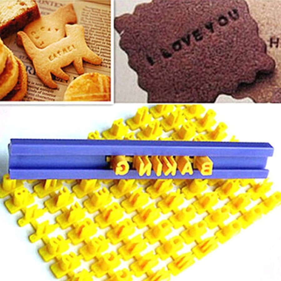 Букви и символи за украса на сладки