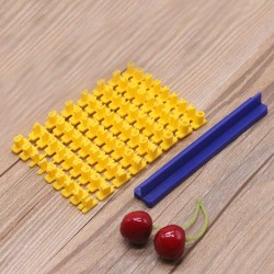 Букви и символи за украса на сладки