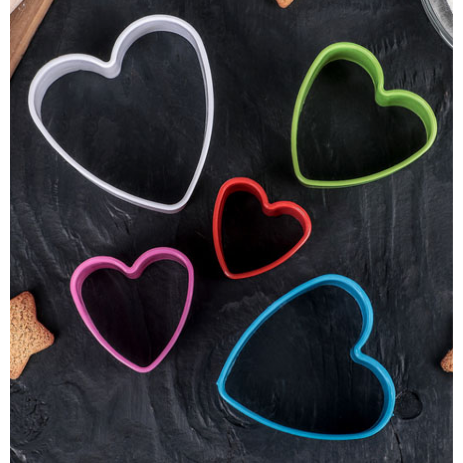 Комплект пластмасови форми за сладки "Сърца" 