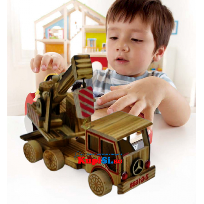 Дървена играчка Камион с кран, Мерцедес