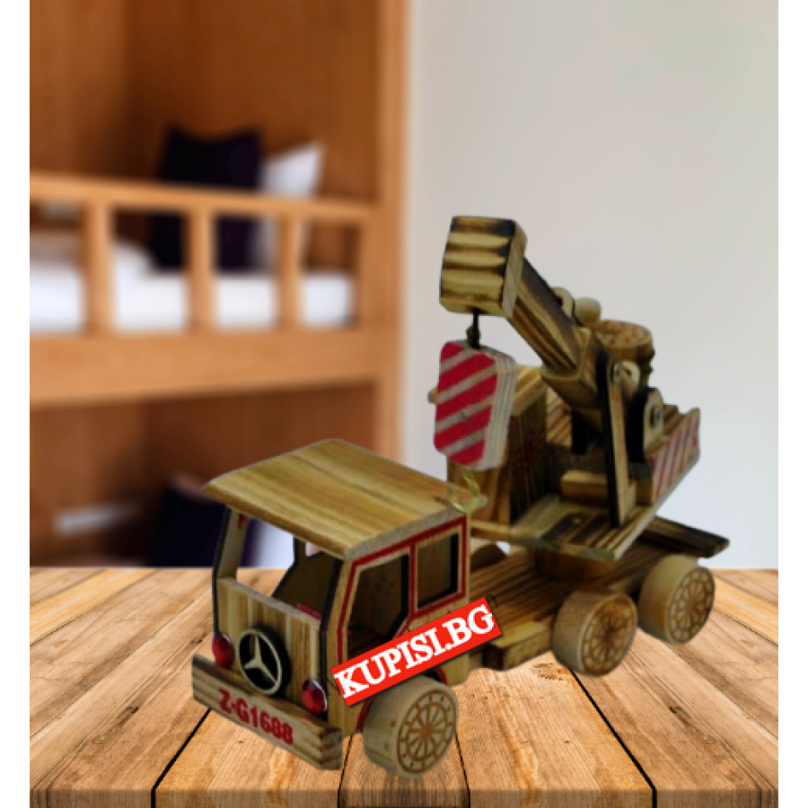 Дървена играчка Камион с кран, Мерцедес