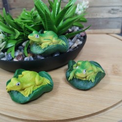 Фигурка жаба