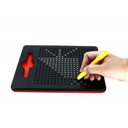 Дъска с магнитни топчета