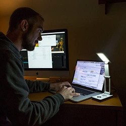 Настолна  сгъваема USB лампа