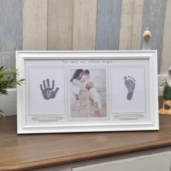 Рамка за 3 снимки и бебешки отпечатъци