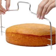 Нож за рязане на торта и блатове