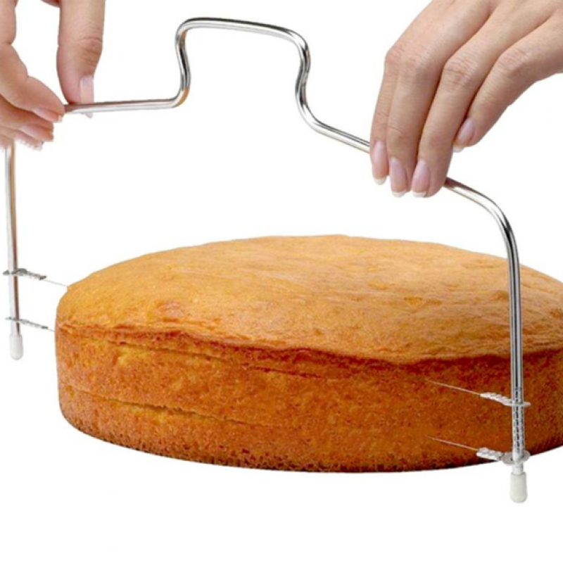 Нож за рязане на торта и блатове